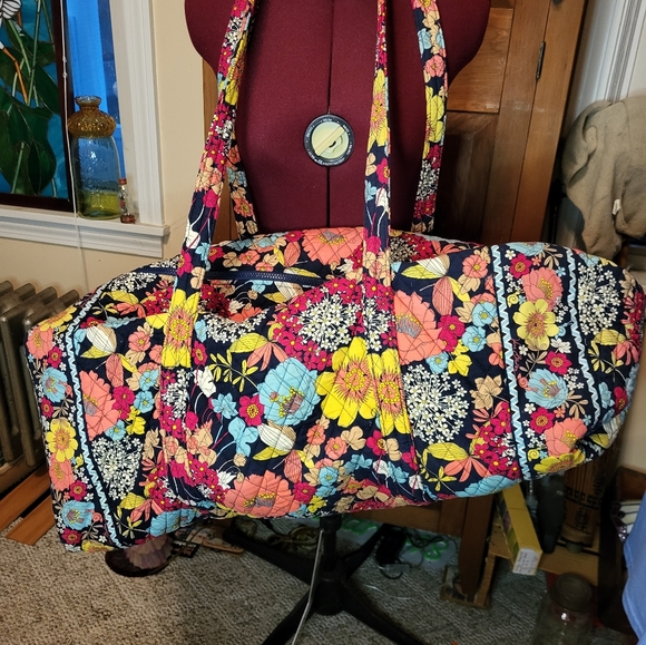 Vera Bradley Duffle Bag - Picture 10 of 10